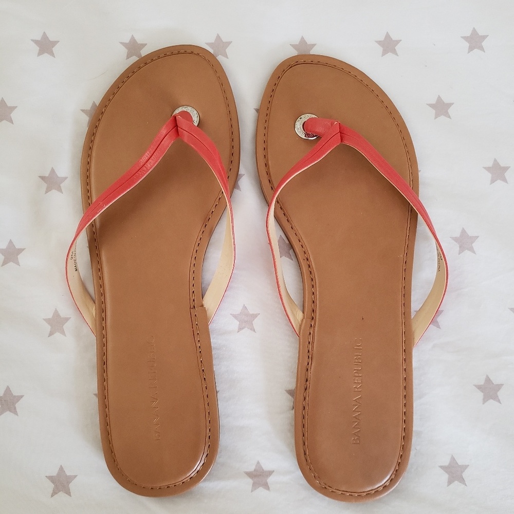 Banana Republic Leather Flip Flops